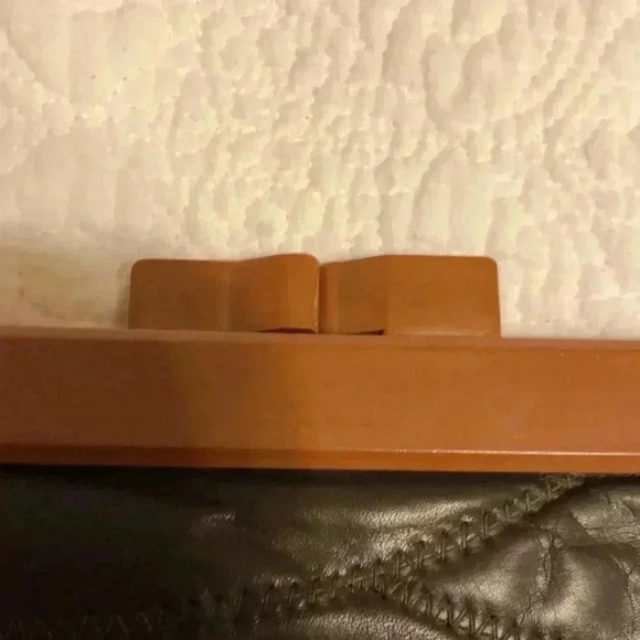 1970s vintage brown leather patchwork clutch.  Made in Hong Kong. - Picture 7 of 11